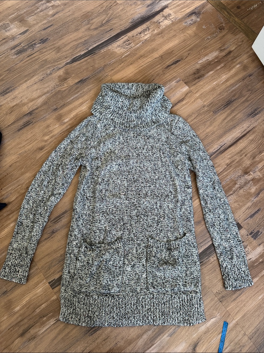 Marled Gray Turtleneck Pocket Sweater dress